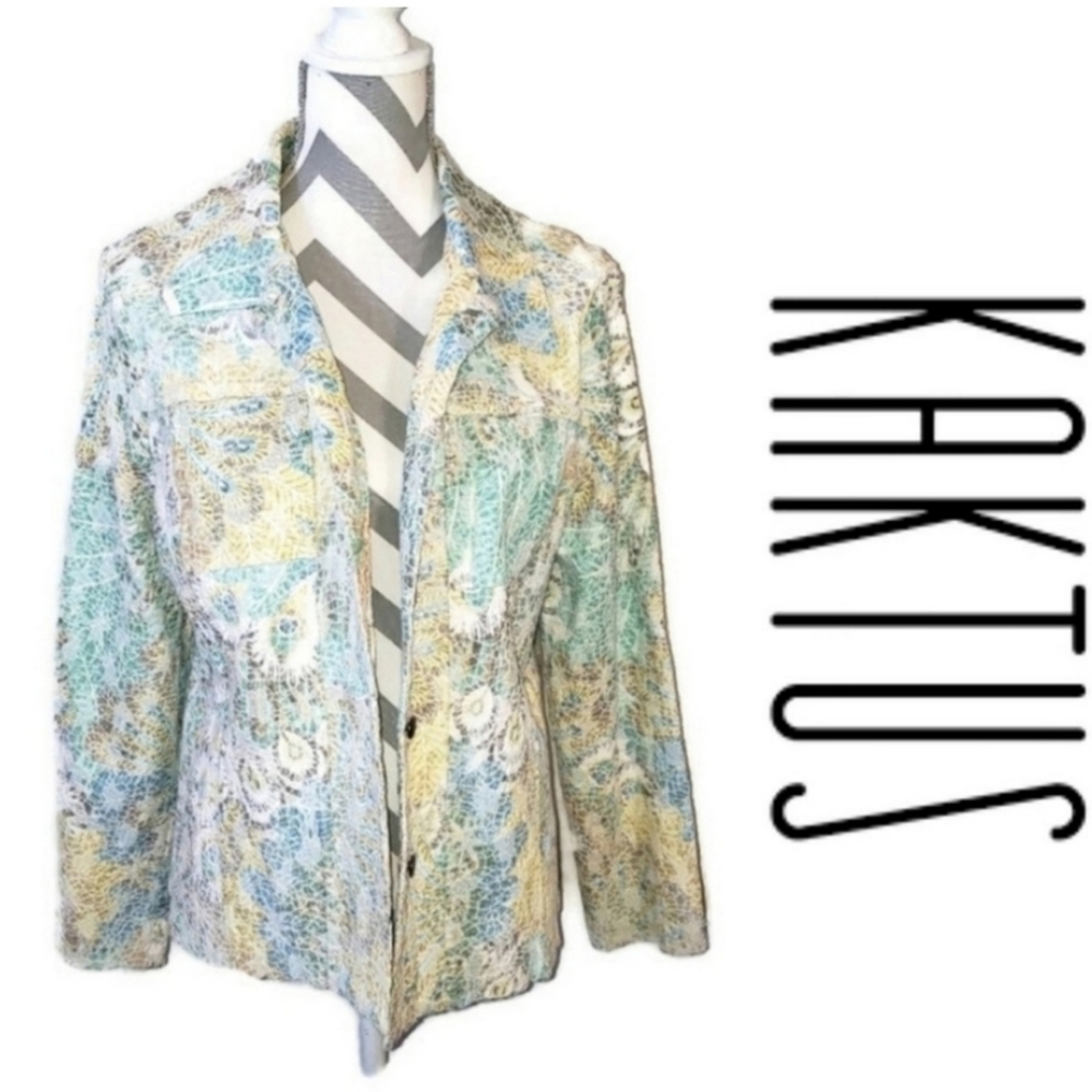 KAKTUS womens XL pastel multicolored blazer with lace like detail.